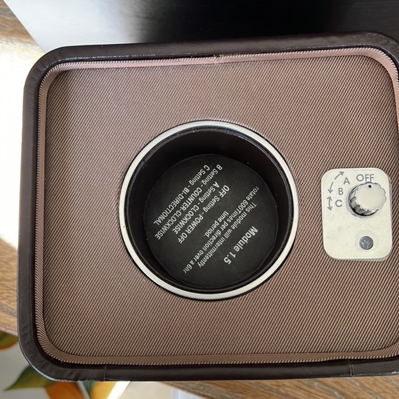 WOLF DESIGNS JEWELRY BOX WATCH ROTATOR FOR SINGLE WATCH NEW ADAPTER MISSING. - Picture 4 of 8